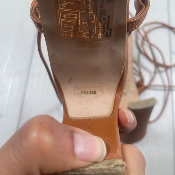 Alohas Women's 38 Bellini Sandal Heel Strappy Leather - Picture 8 of 9